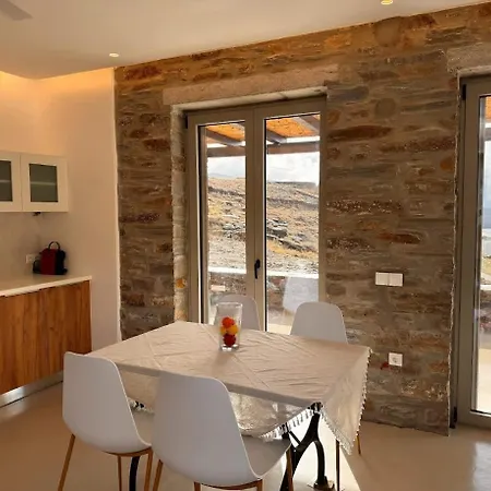 Tzia Authentic Stone Apt W Modern Style & Sea View * Koundouros