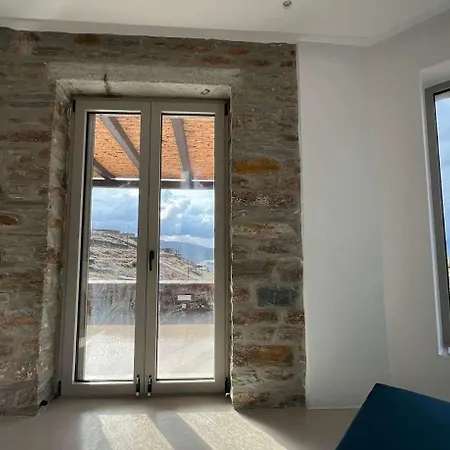 Tzia Authentic Stone Apt W Modern Style & Sea View Daire Koundouros