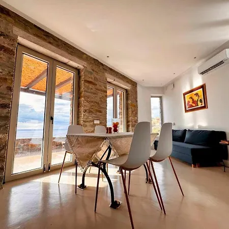 Tzia Authentic Stone Apt W Modern Style & Sea View Koundouros